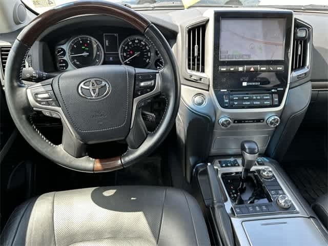 2018 Toyota Land Cruiser Base